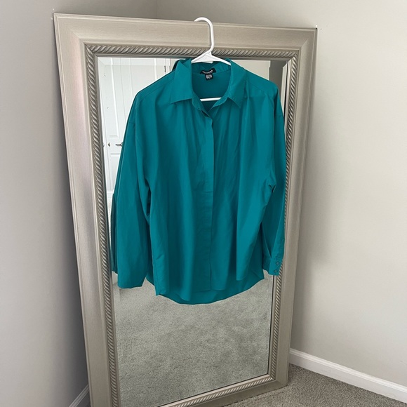 Express Blouse - Picture 2 of 6